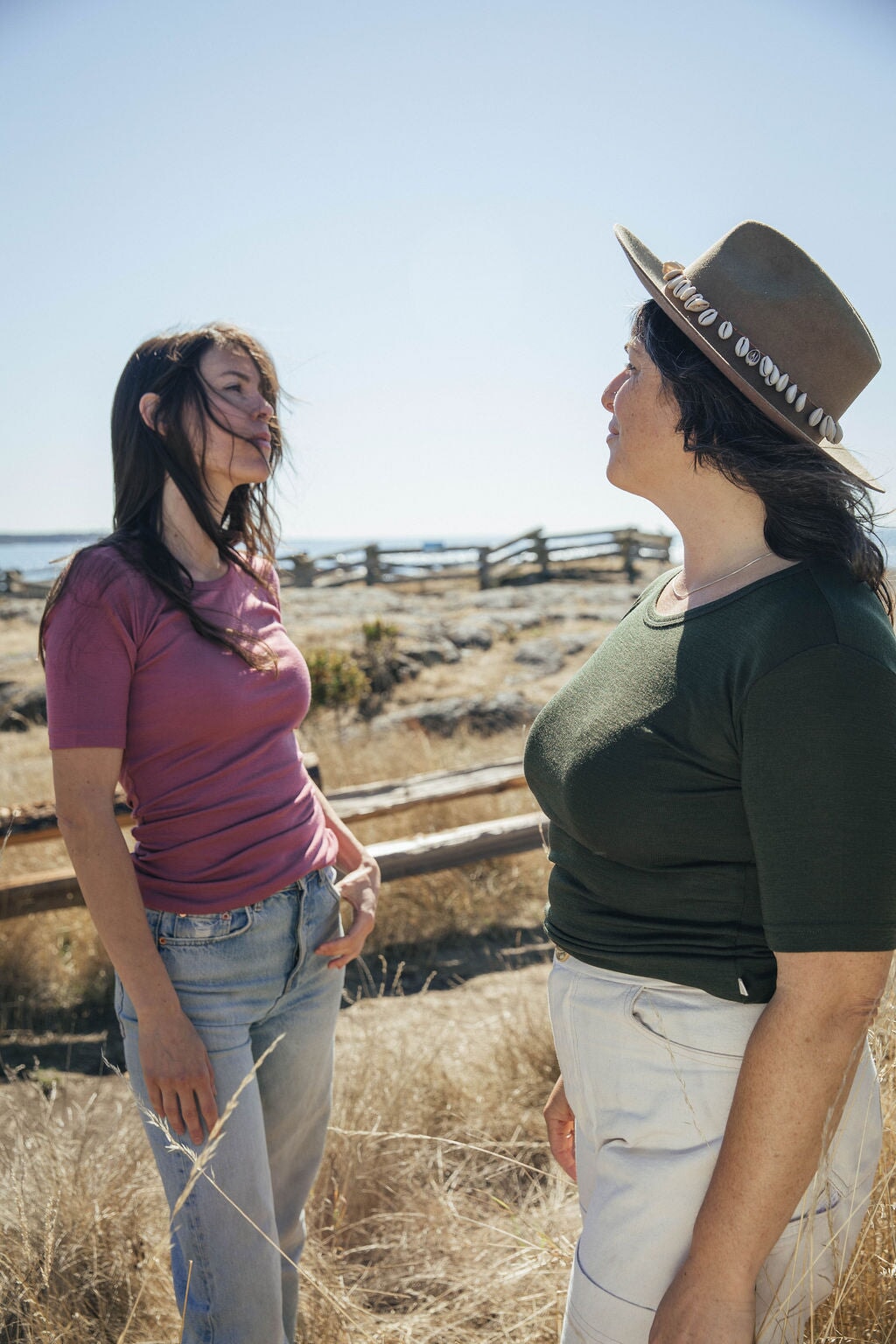 Fitted T | Stela is wearing size XSmall, height 5.7", Norah is wearing size Large, height 5.6"