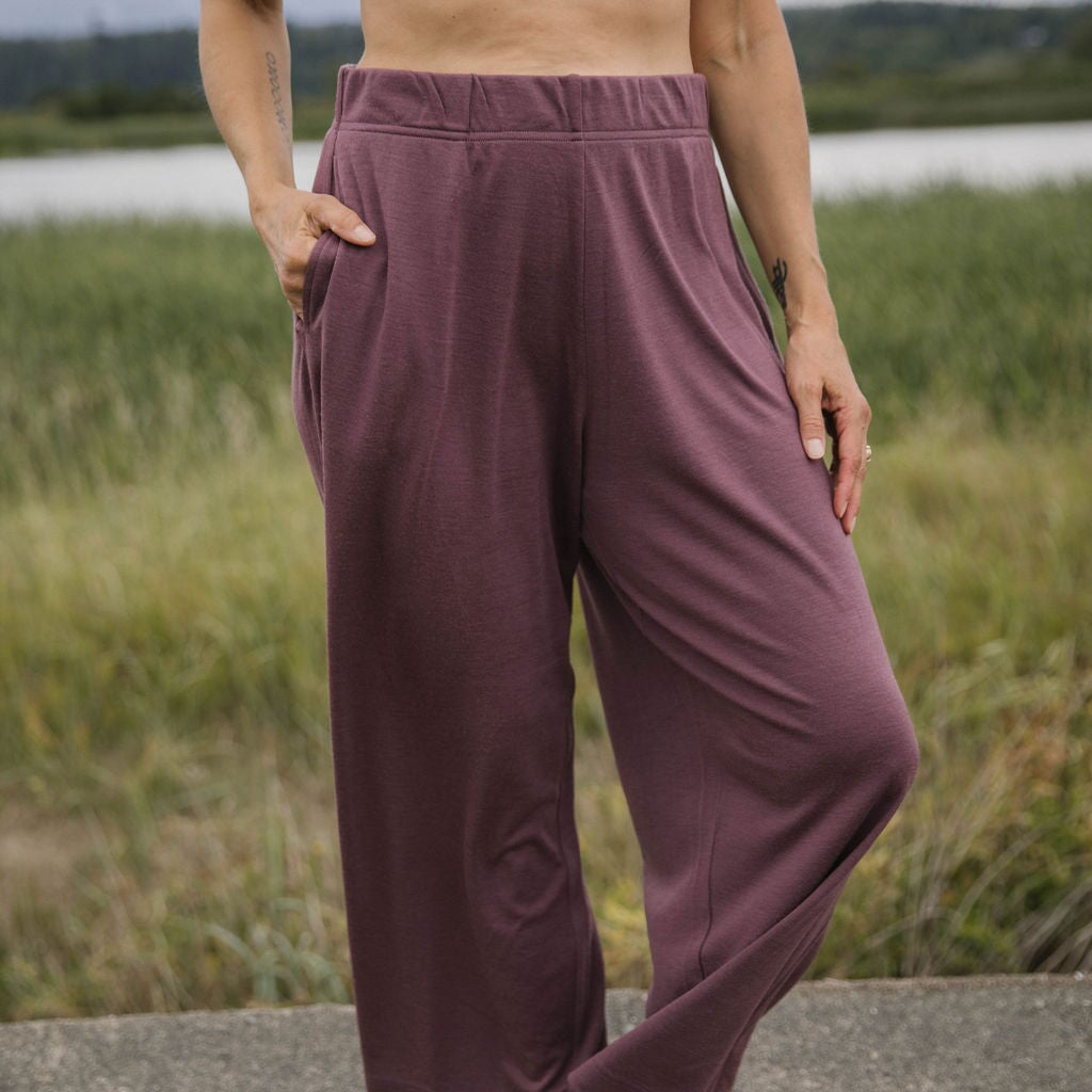 Merino Flowy Pants | Model is wearing size Medium, Height 5.9"