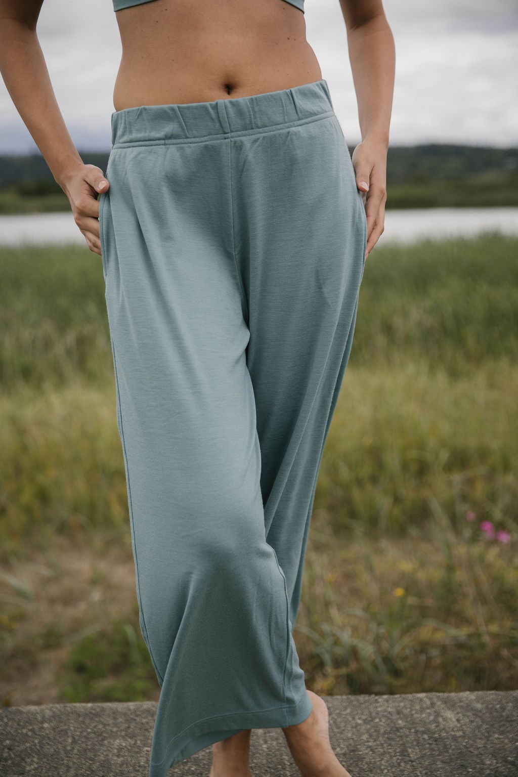Merino Flowy Pants | Model is wearing size Small, Height 5.9"