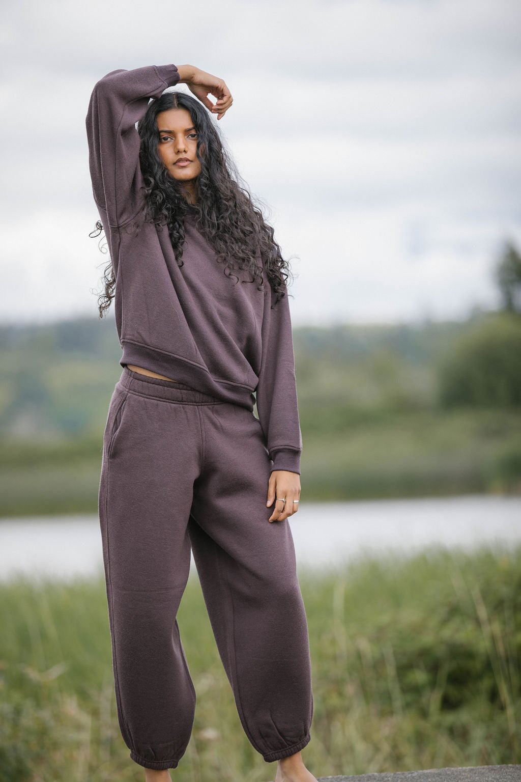 Semi-Barrel Sweatpants | Model is wearing size XS, height 5.4"