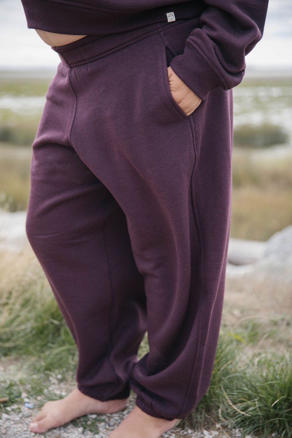 Semi-Barrel Sweatpants | Model is wearing size Large, height 5.4"