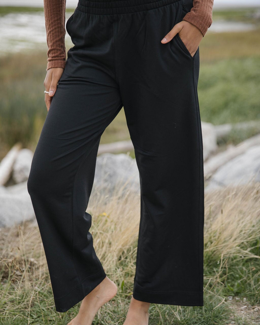 Wide Leg Lounge Pants | Model is wearing size XSmall, height 5.4"