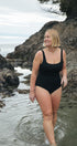 Swimsuit | Jo is wearing size Xlarge, height is 5.9"